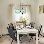 Sonnenblick By Interhome *